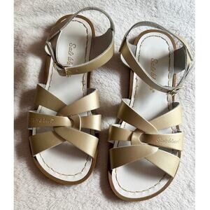 SALT WATER Original Sandals Metallic Gold Big Kids Size 5 (beach preppy)
